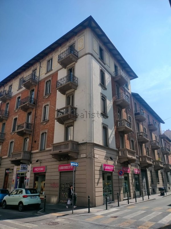 negozio in affitto a Torino in zona Cenisia