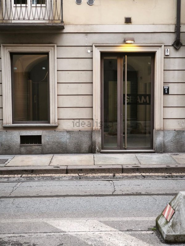 locale commerciale in affitto a Torino