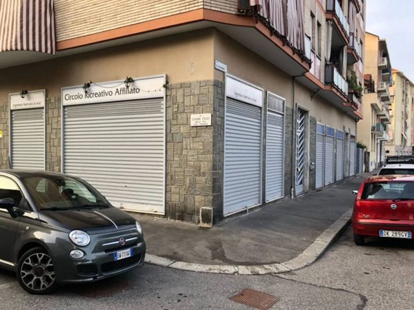 negozio in affitto a Torino in zona Rebaudengo