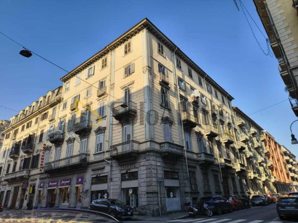 appartamento in affitto a Torino in zona Cit Turin