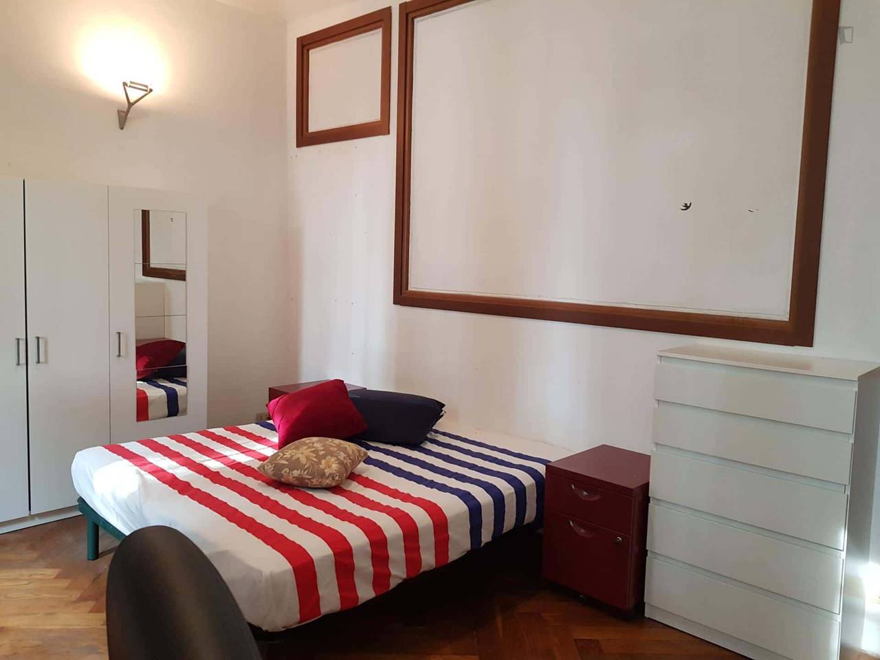 negozio in affitto a Torino in zona Cit Turin