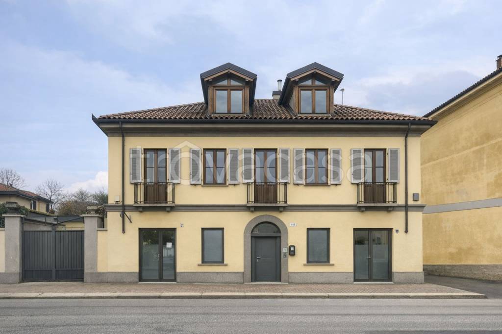 negozio in affitto a Torino in zona Gran Madre