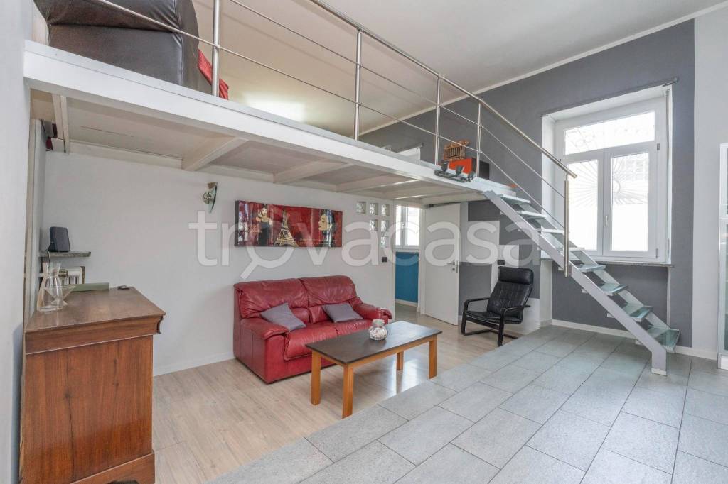 appartamento in affitto a Torino in zona Aurora