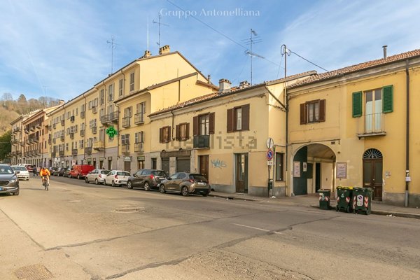 casa indipendente in affitto a Torino in zona Rosa