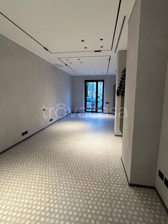 negozio in affitto a Torino in zona Campidoglio