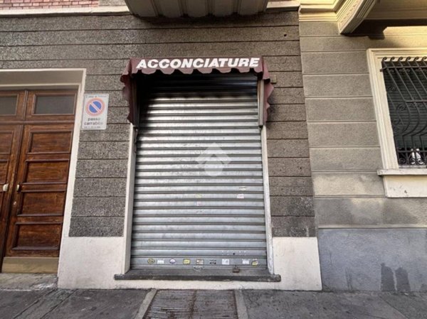 negozio in affitto a Torino in zona Borgata Vittoria