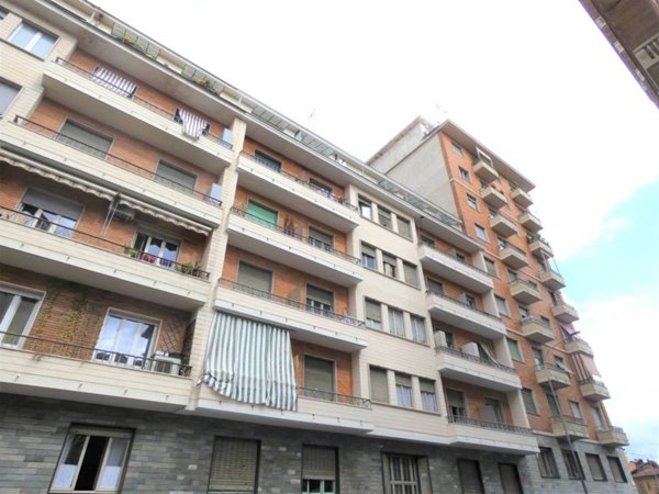 appartamento in affitto a Torino in zona Aurora