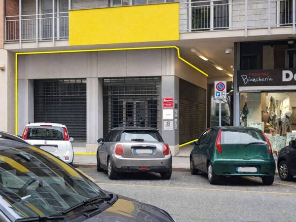 negozio in affitto a Torino in zona Crocetta