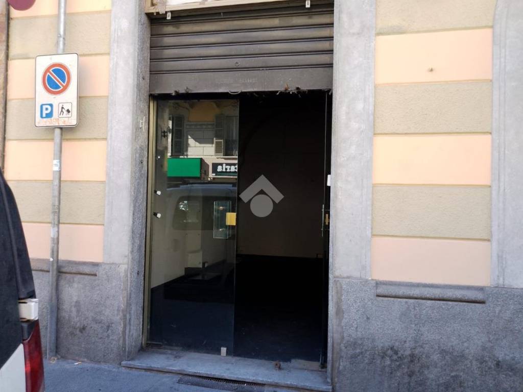 negozio in affitto a Torino in zona San Salvario