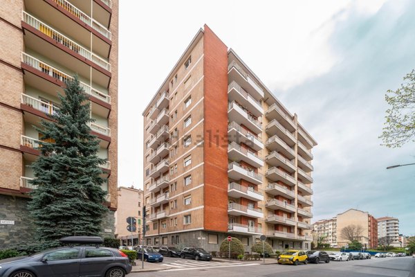 appartamento in affitto a Torino in zona Campidoglio