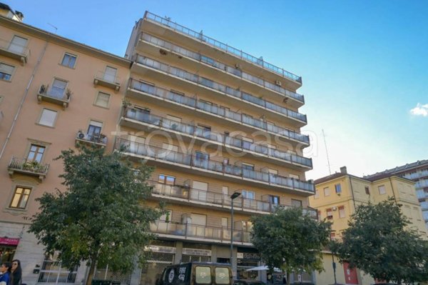 negozio in affitto a Torino in zona Millefonti