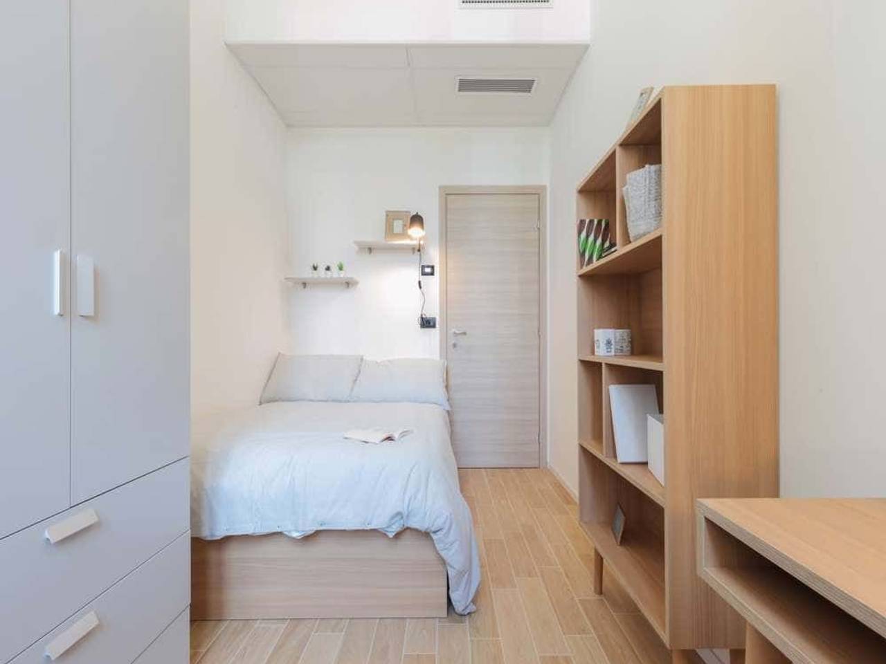 negozio in affitto a Torino in zona Aurora