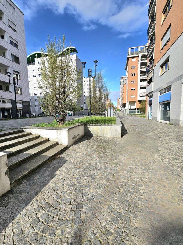 locale commerciale in affitto a Torino in zona Borgo San Paolo