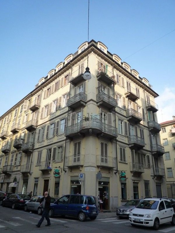 appartamento in affitto a Torino in zona Crocetta
