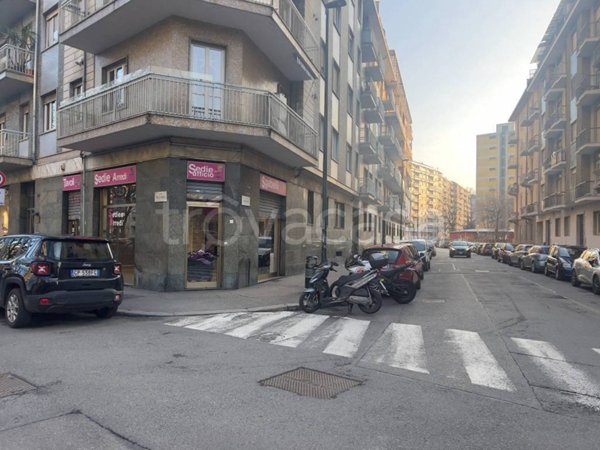 negozio in affitto a Torino in zona Pozzo Strada