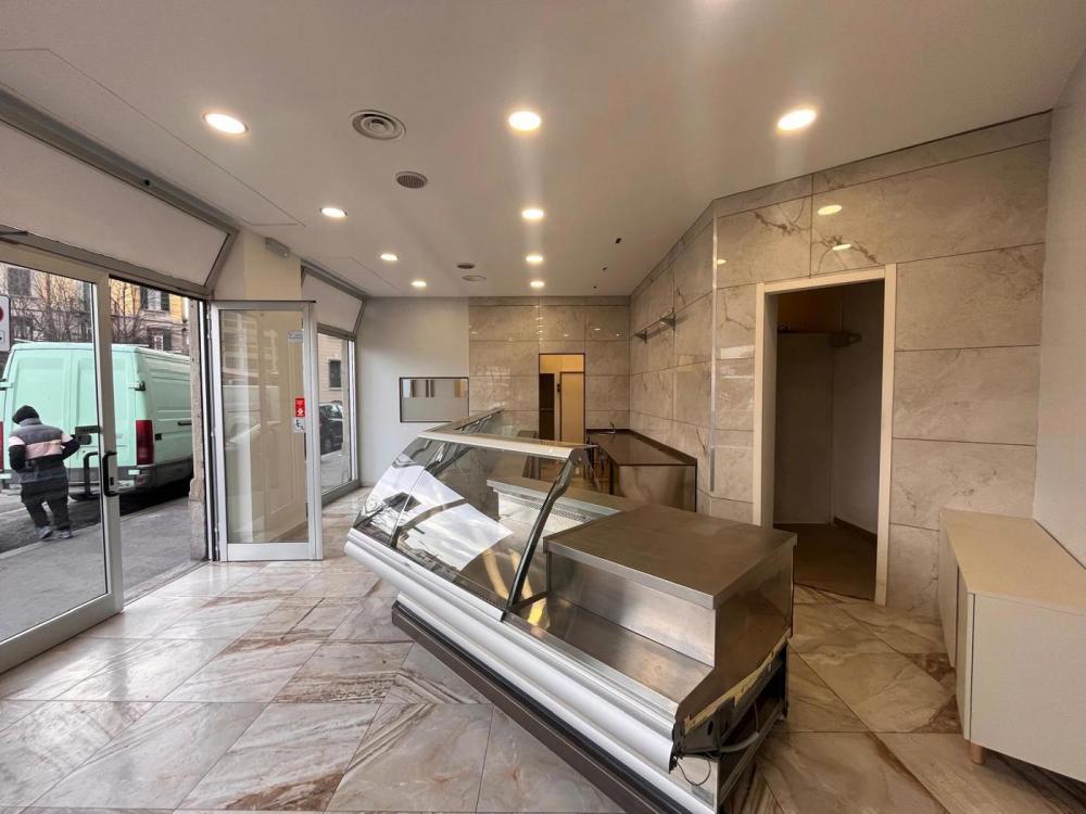 negozio in affitto a Torino