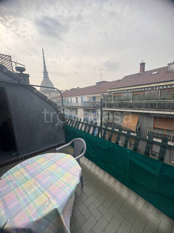 appartamento in affitto a Torino in zona Vanchiglia