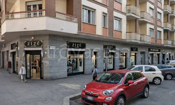 negozio in affitto a Torino in zona Santa Rita