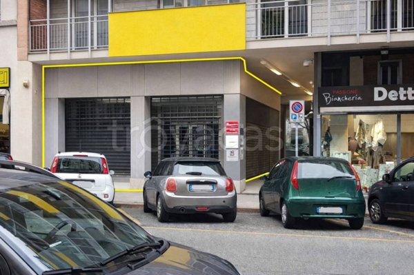 negozio in affitto a Torino in zona Crocetta