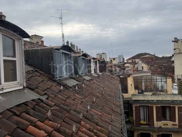 appartamento in affitto a Torino in zona Centro Storico