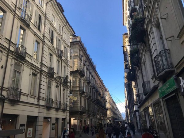 negozio in affitto a Torino in zona Centro Storico