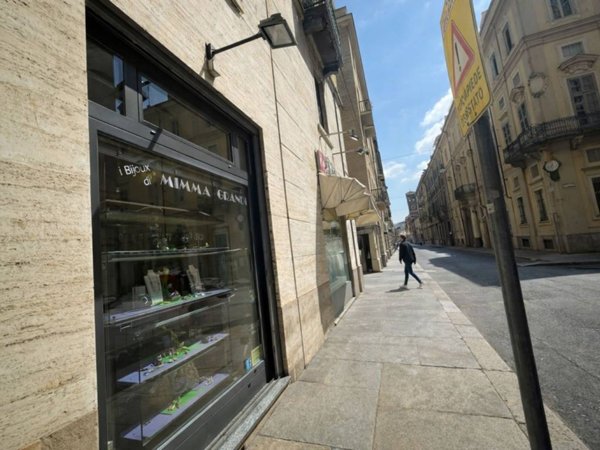 negozio in affitto a Torino in zona Centro Storico
