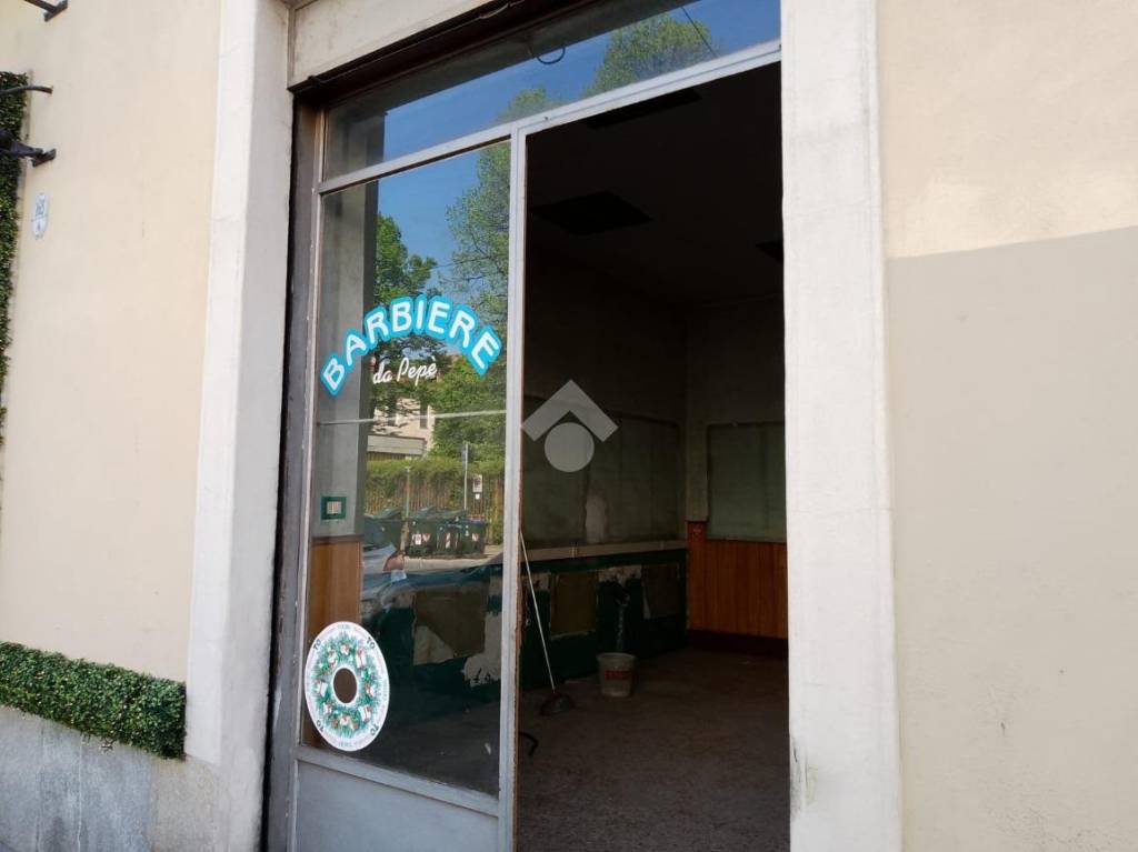 negozio in affitto a Torino in zona San Salvario