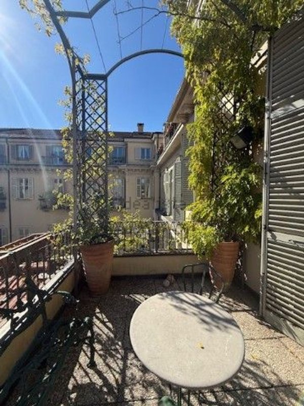 appartamento in affitto a Torino in zona Centro Storico