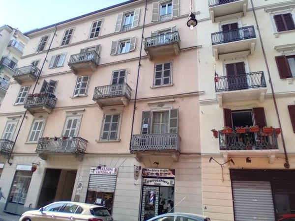 negozio in affitto a Torino in zona San Salvario