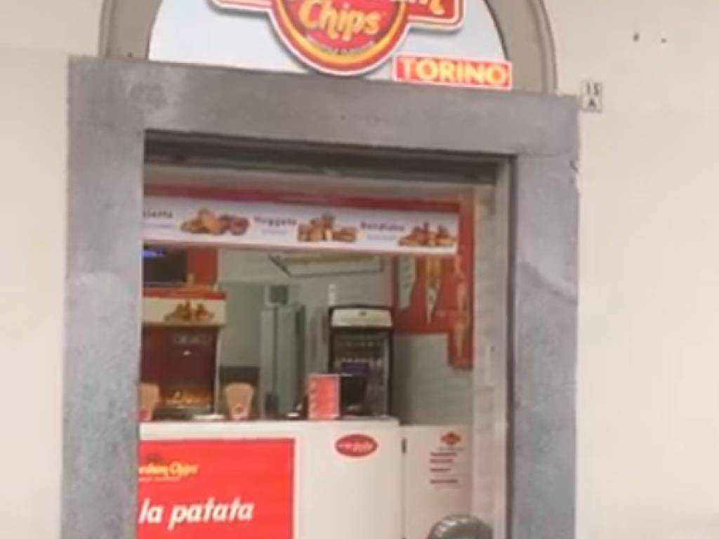 negozio in affitto a Torino