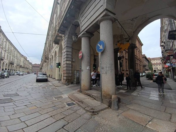 negozio in affitto a Torino in zona Centro Storico