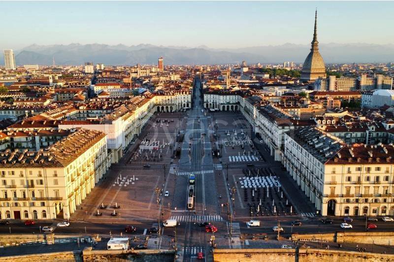 negozio in affitto a Torino in zona Centro Storico
