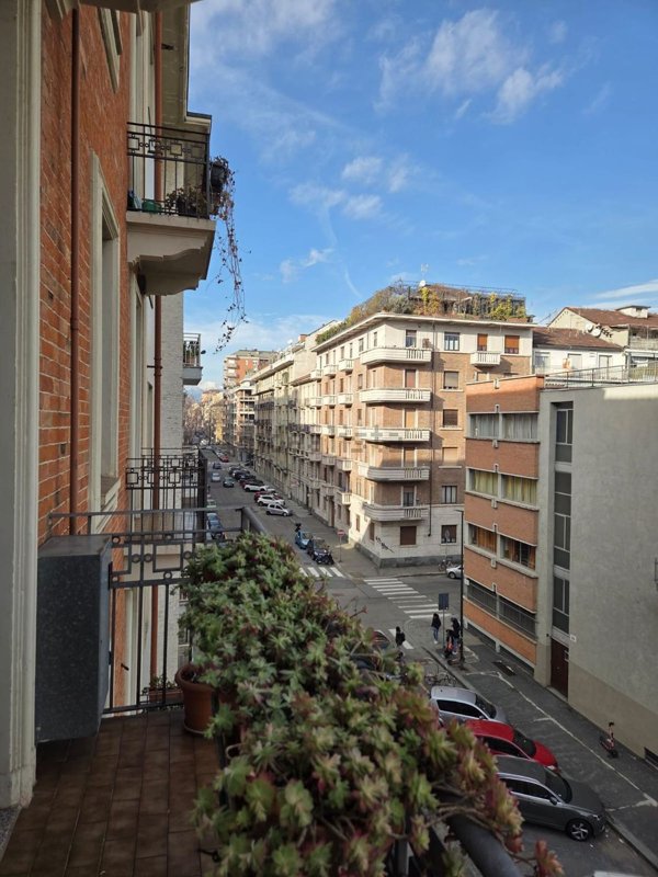 appartamento in affitto a Torino in zona Crocetta