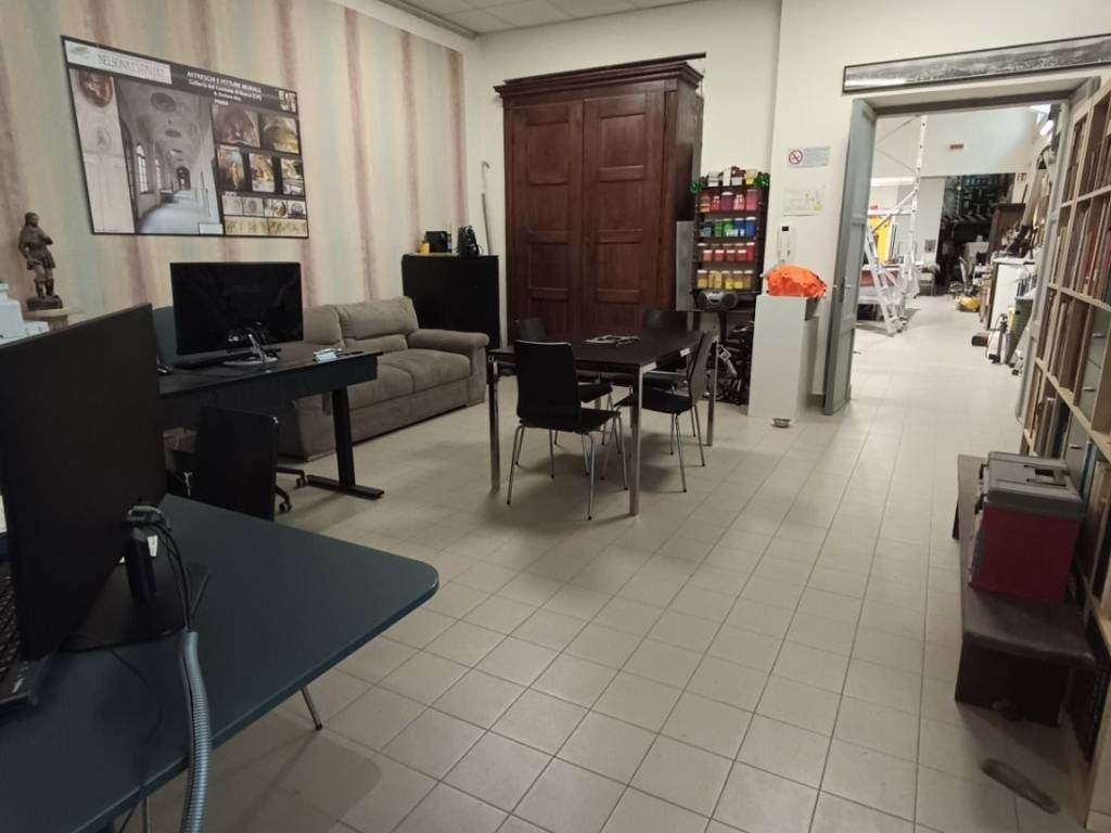 negozio in affitto a Torino