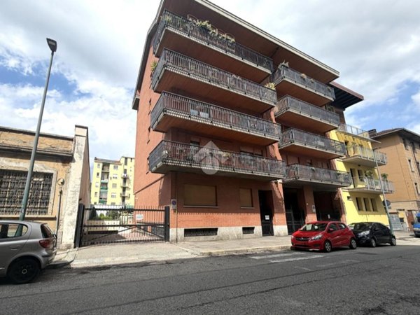 locale commerciale in affitto a Torino in zona Borgata Vittoria