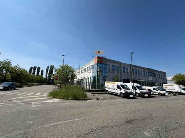 ufficio in affitto a Torino in zona Lucento