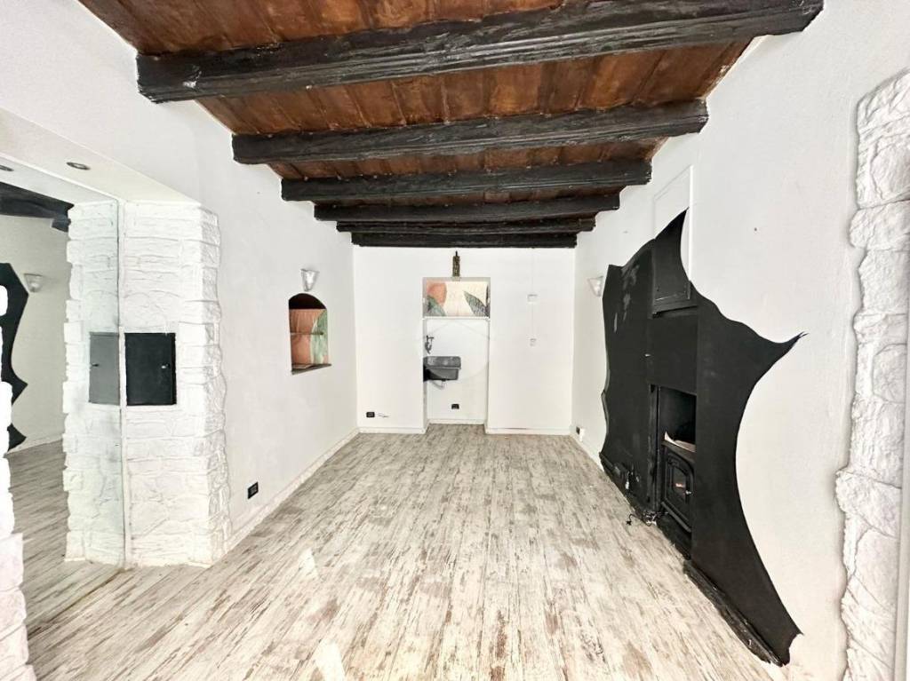negozio in affitto a Torino