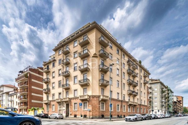 appartamento in affitto a Torino in zona Cit Turin