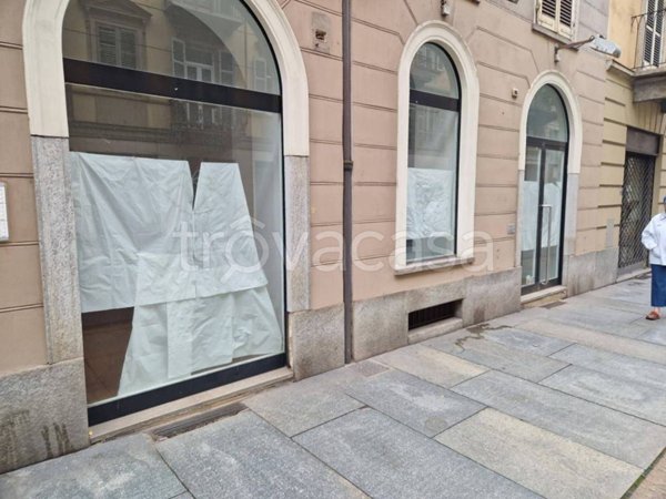 negozio in affitto a Torino