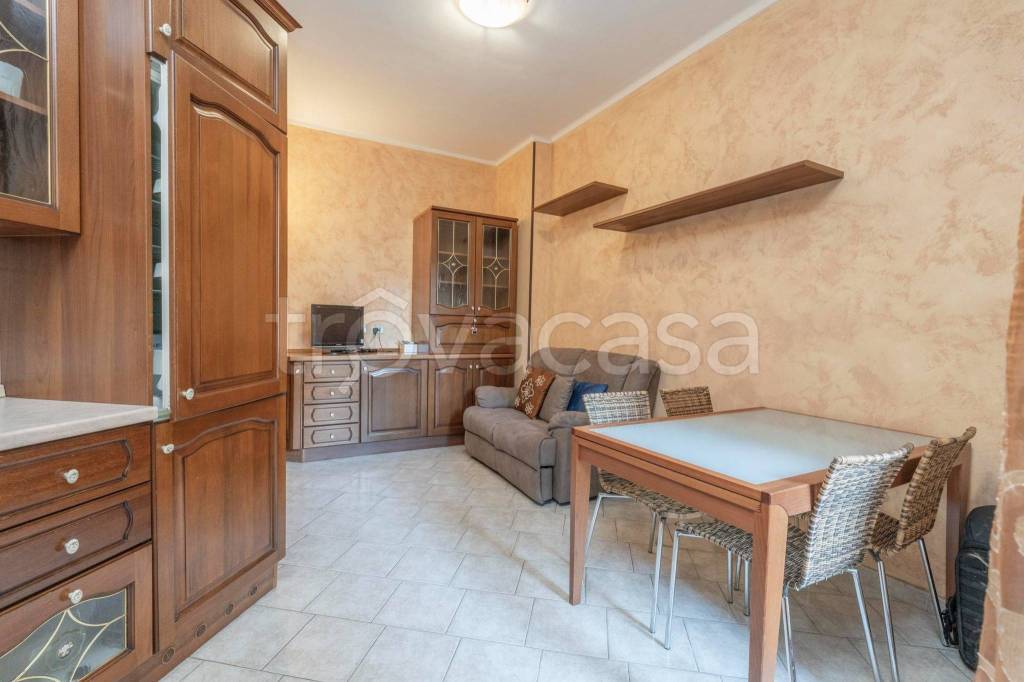 appartamento in affitto a Torino in zona Aurora