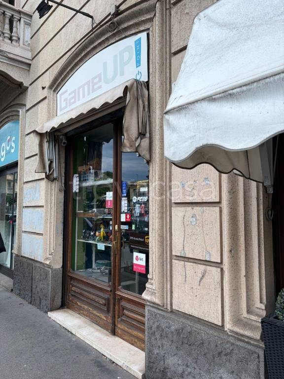 negozio in affitto a Torino in zona Borgo San Paolo