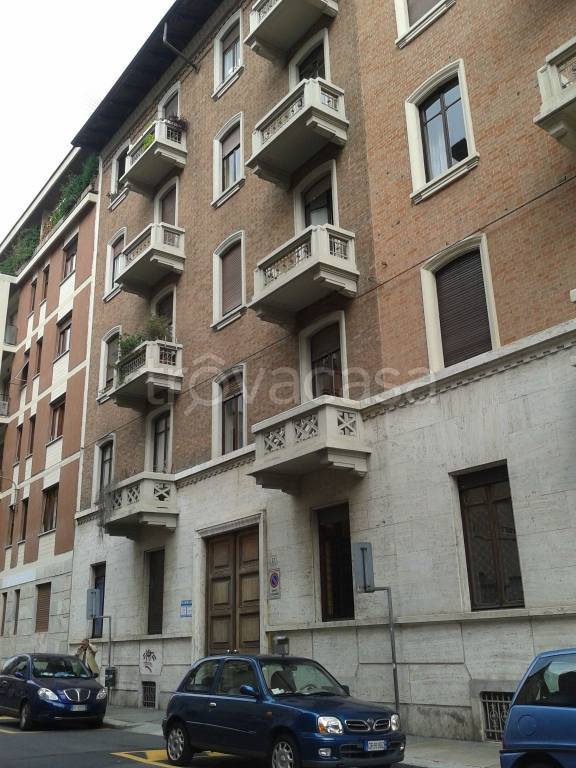 appartamento in affitto a Torino in zona Cit Turin