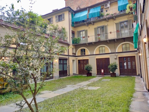 locale commerciale in affitto a Torino