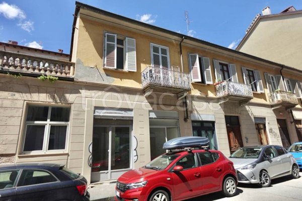 negozio in affitto a Torino in zona Regio Parco