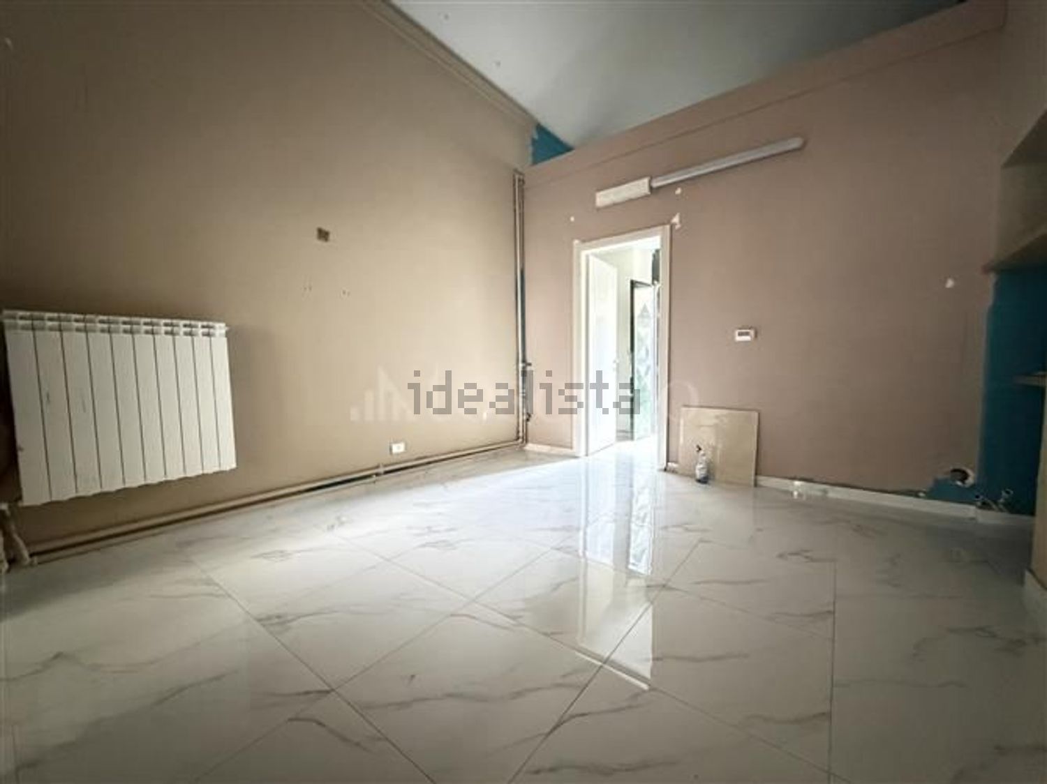 locale commerciale in affitto a Torino in zona Campidoglio