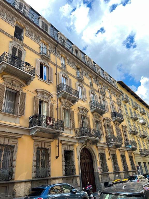 appartamento in affitto a Torino in zona Crocetta