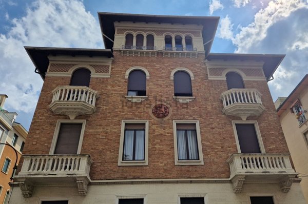appartamento in affitto a Torino in zona Cit Turin