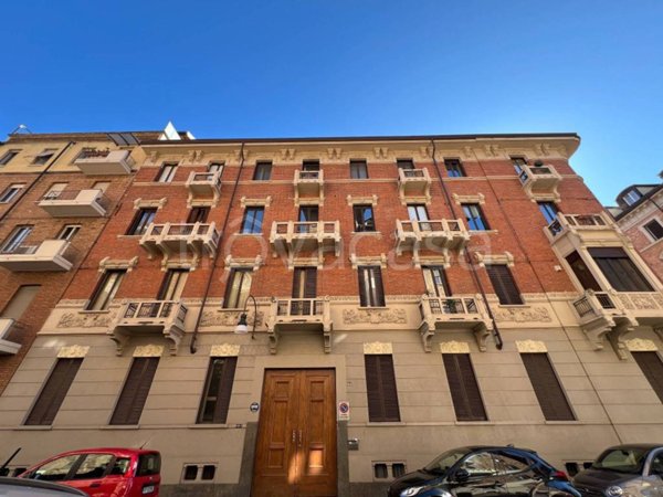appartamento in affitto a Torino in zona Cit Turin