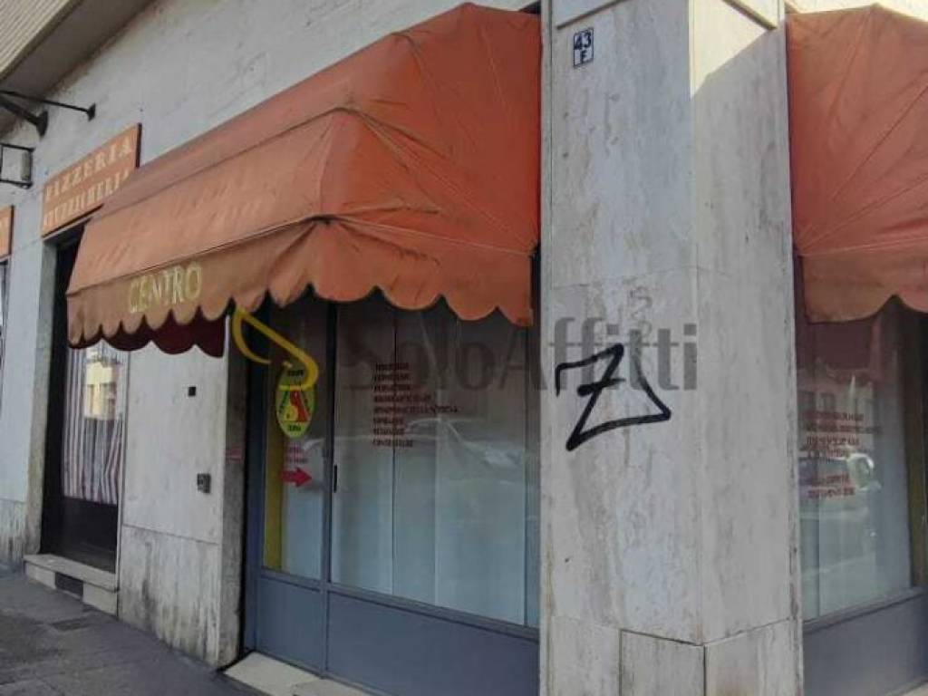 negozio in affitto a Torino in zona Mirafiori Sud