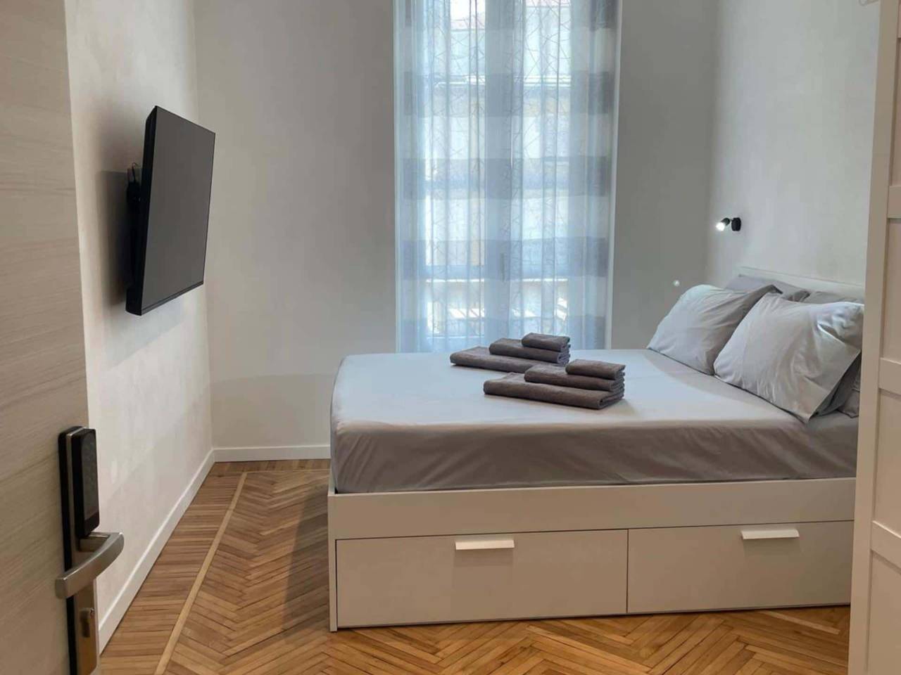 negozio in affitto a Torino in zona Campidoglio
